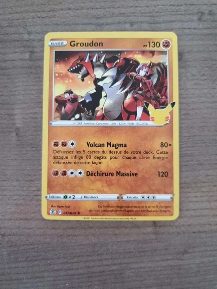 Carte Pokémon Groudon 017/025 Célébrations 25 ans - photo numéro 3