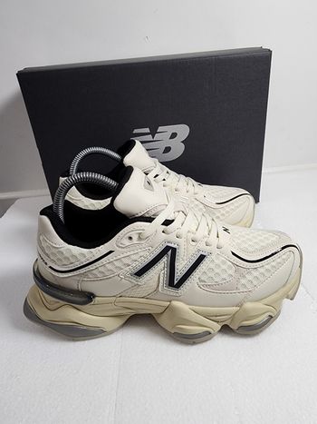 New balance9060 neuf avec boîte taille 39 très bon état femme sport promenade 