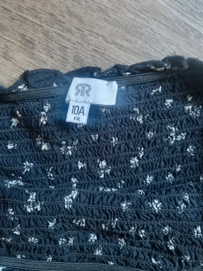 Combi short noire et à fleurs blanches en tissu extensible. Fille. Taille 8 ans. Orchestra. TBE - photo numéro 3