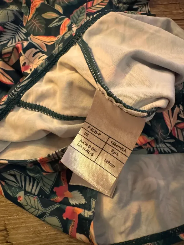 Maillot de bain verbaudet 8ans - photo numéro 2
