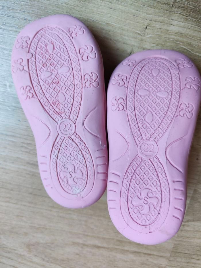 Chausson taille 22 - photo numéro 2