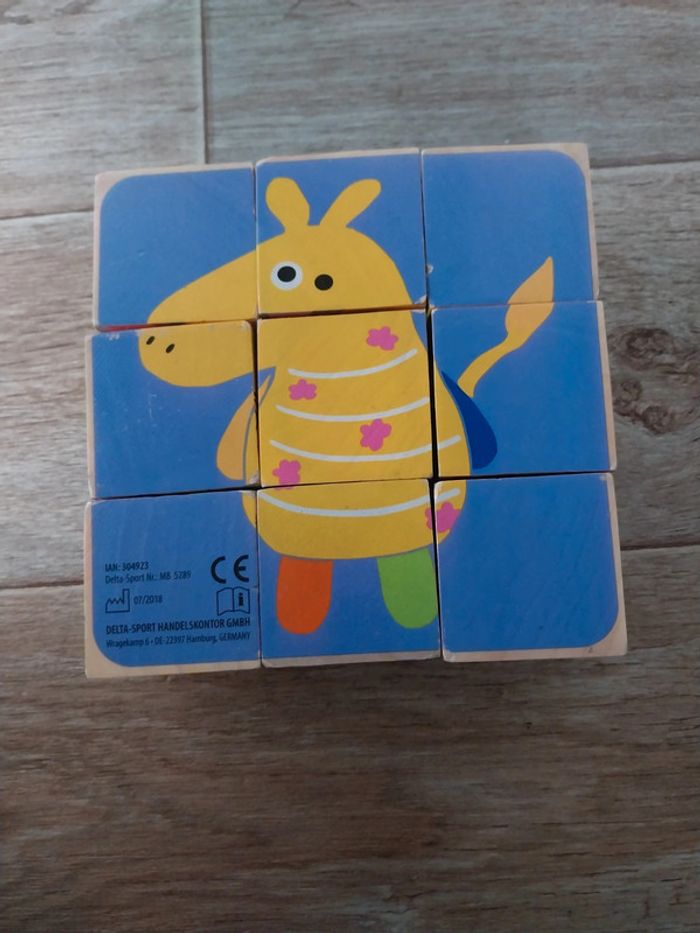 Puzzle cubes en bois - photo numéro 5