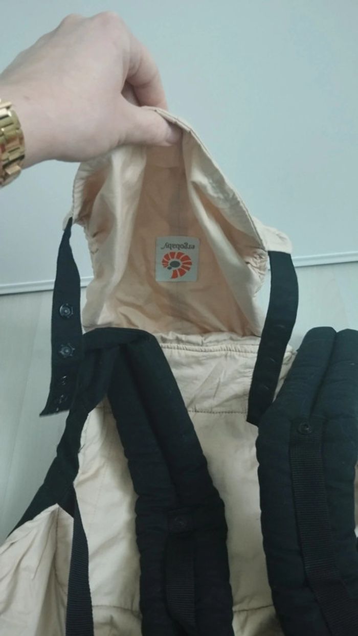 Porte bébé ergo baby + insert bébé - photo numéro 11