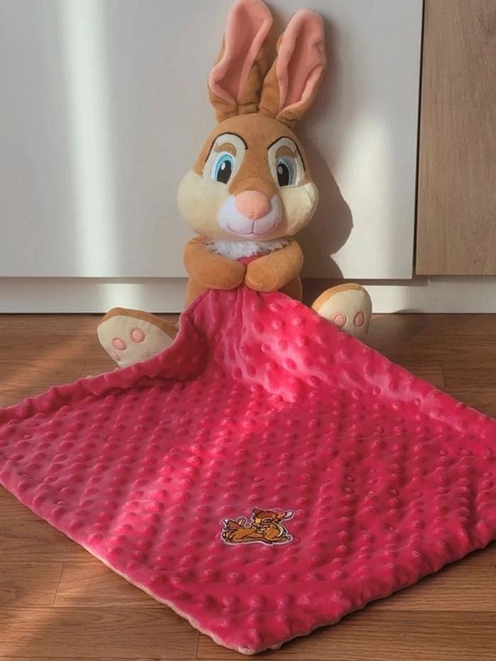 Peluche doudou Miss Bunny Disney Bambi & Panpan
