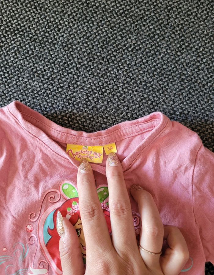 T-shirt fille Charlotte aux fraises 3 ans - photo numéro 3