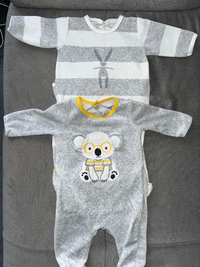 2 pyjamas mixte 3 mois