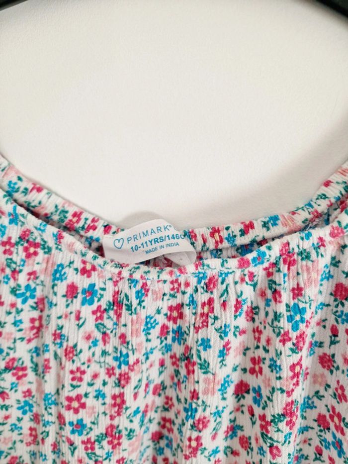 Tshirt fleurie - photo numéro 2