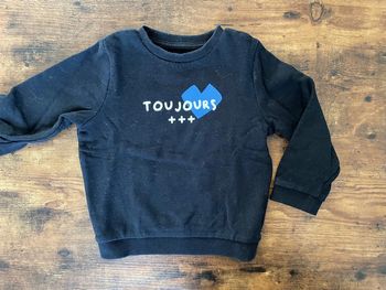Sweat noir « Toujours plus »