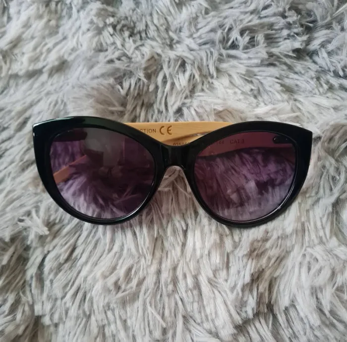 lunette solaire catégorie 3  femme