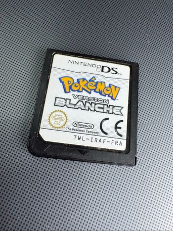 Jeu ds version blanche Pokémon