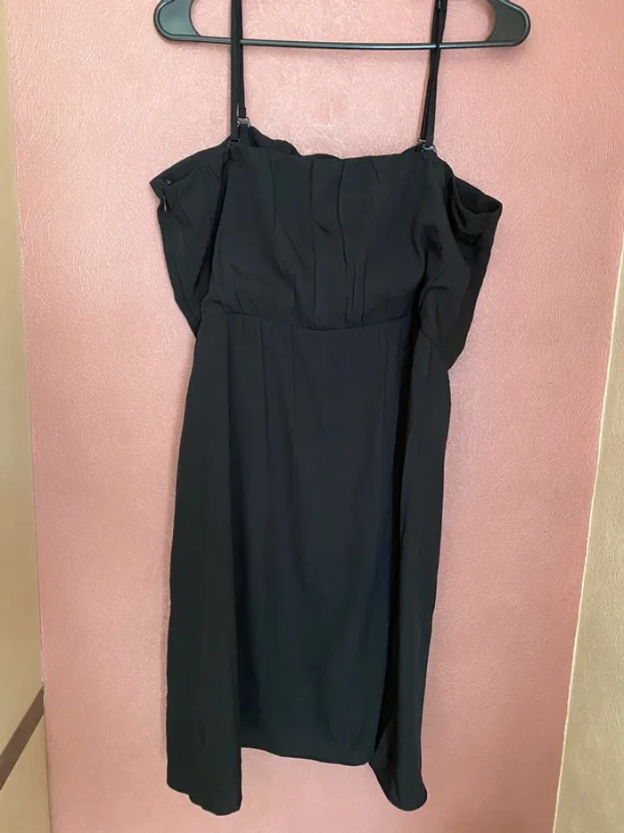 Robe à bretelles noire - photo numéro 2