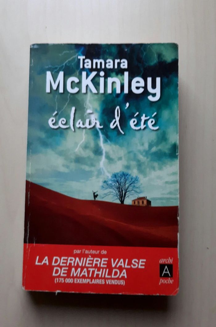 Eclair d été de Tamara McKinley