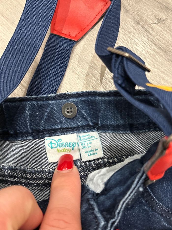Jean avec bretelles bébé garçon 6 mois Disney très bon état - photo numéro 2