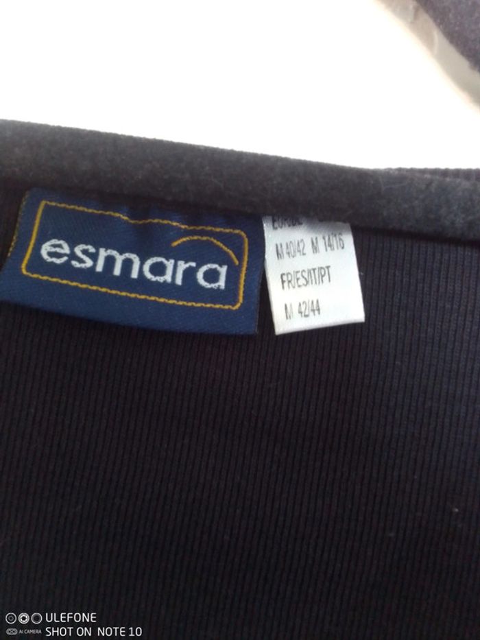T shirt taille 40/42 - photo numéro 2