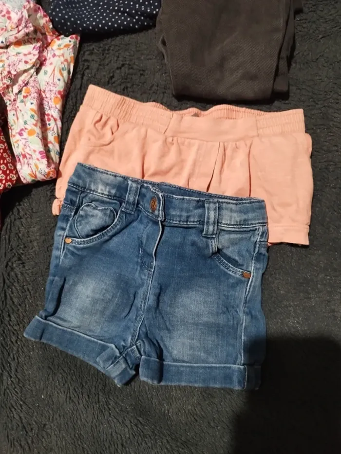 Lot de vêtements 23/24 mois - photo numéro 3