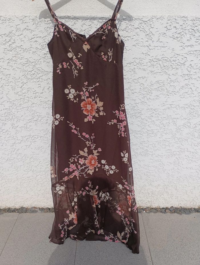 Robe longue en très bon état taille 40