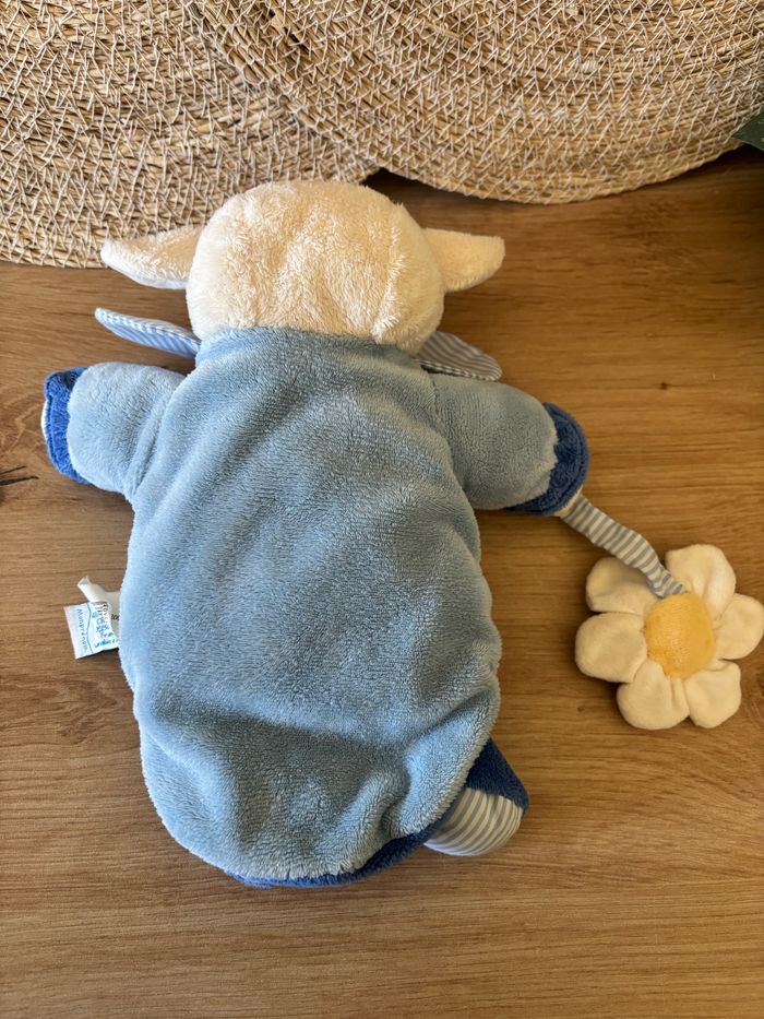 Doudou marionnette mouton Gaston bleu blanc fleur doudou et compagnie - photo numéro 3