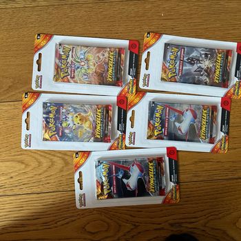 Artset ev8 + latias