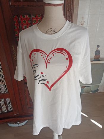 Tee shirt manches courtes