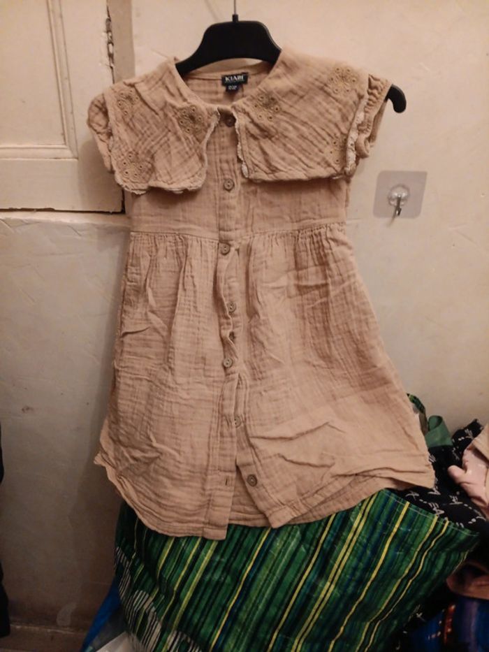 Robe 3 ans 94 cm 36 mois kiabi en gaze de coton quelques tirailles