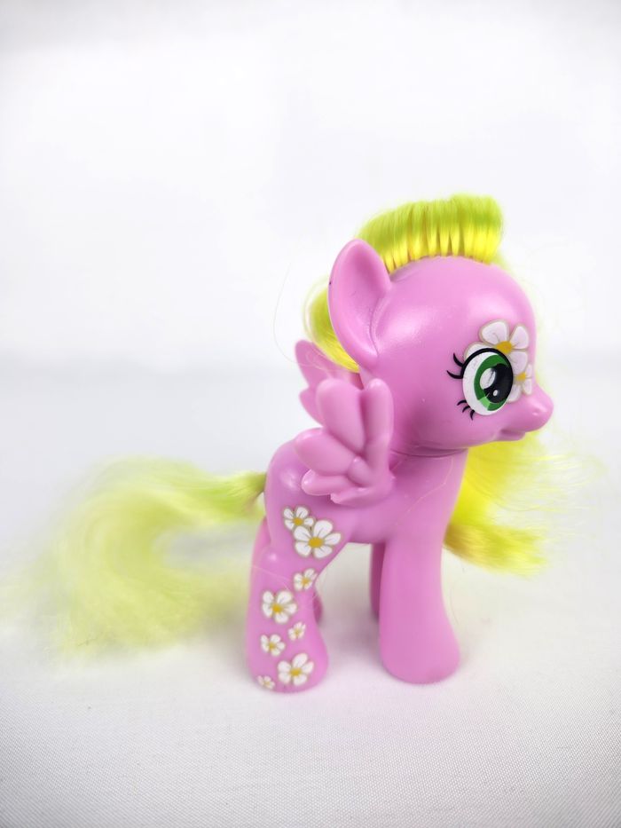 Figurine My Little Pony Flower Wishes - Rainbow Power - Ailée G4 - Hasbro - photo numéro 2