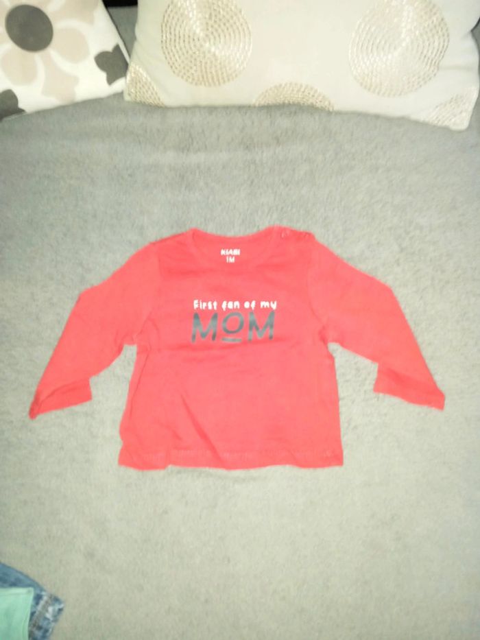 Lot jean et tee shirt - photo numéro 4