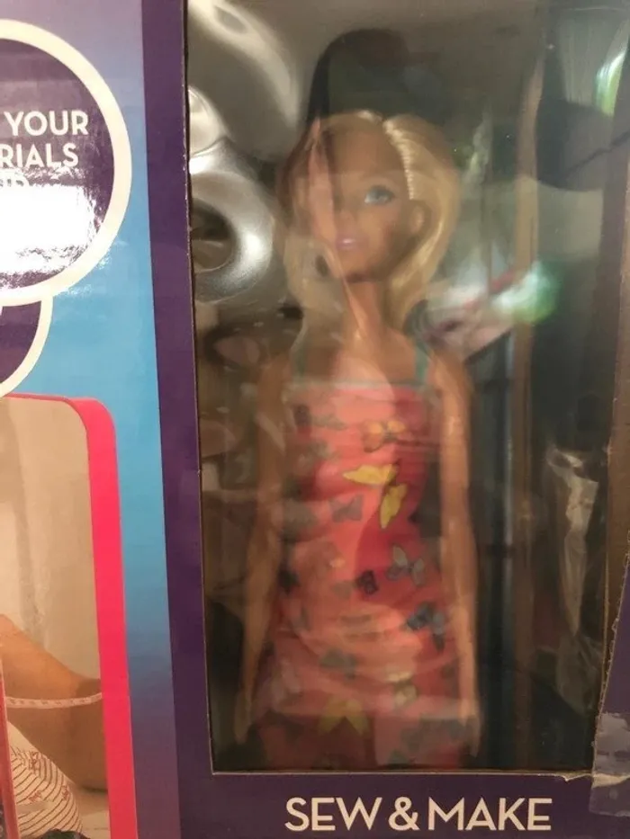 Garde robe à personnaliser Barbie - photo numéro 2