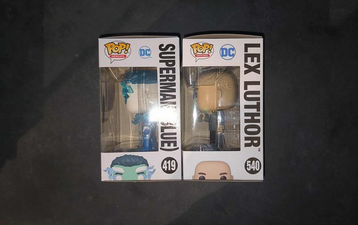 Lot 2 Figurines Funko Pop / Superman Blue N°419 "2021 Fall Convention" & Lex Luthor N°540 "Chase" - photo numéro 3