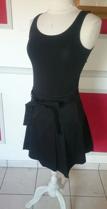 Robe naf naf noire neuve t 36