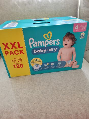 Couche pampers XXL taille 4
