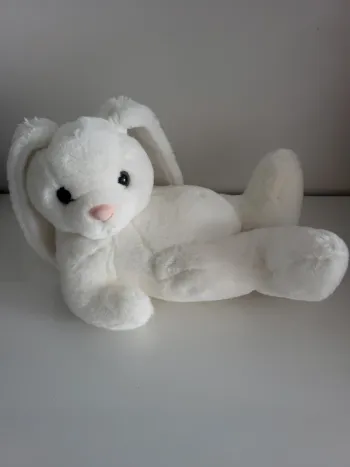 Peluche Lapin blanc allongé