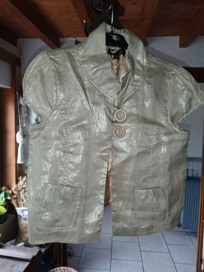 Top légèrement brillant