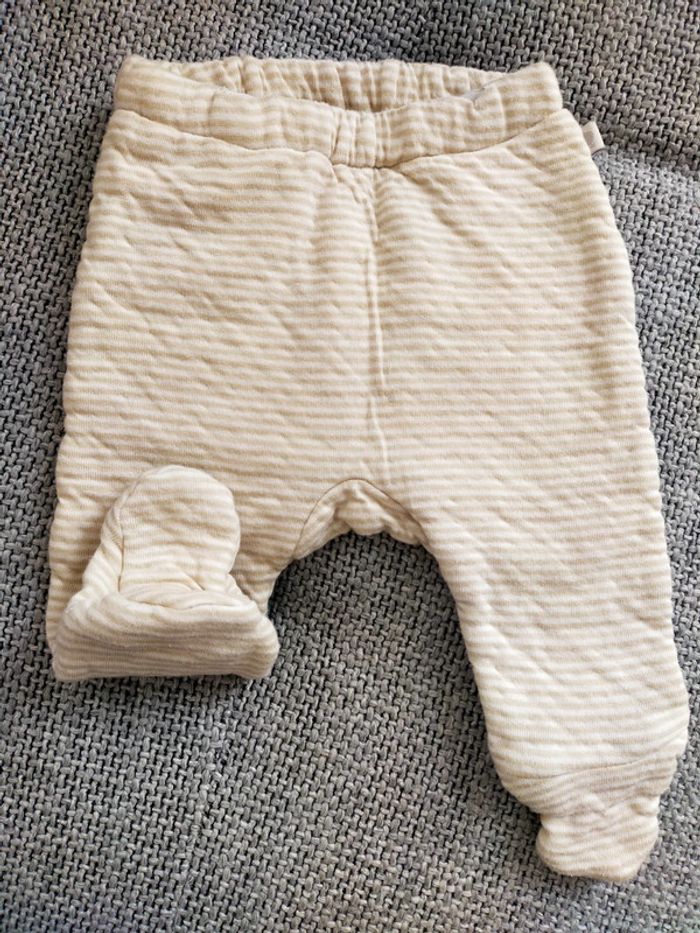 Lot idéal naissance: 3 pièces (pyjama et pantalon à pieds) - photo numéro 6