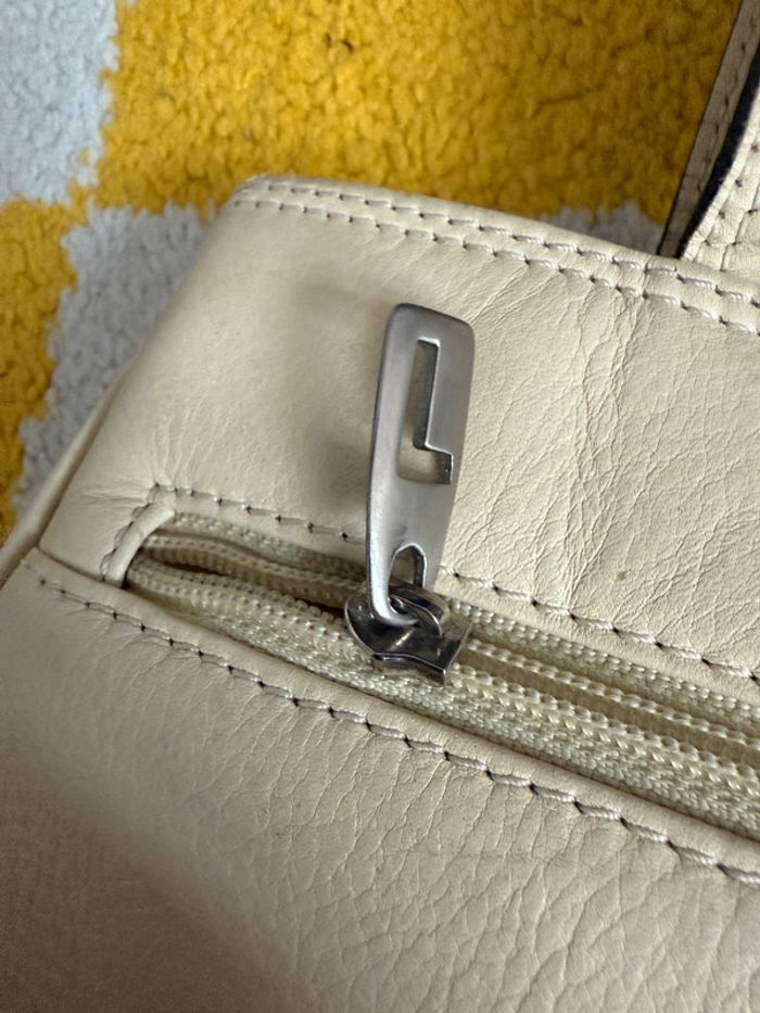 Sac à main en cuir Lancel - photo numéro 8