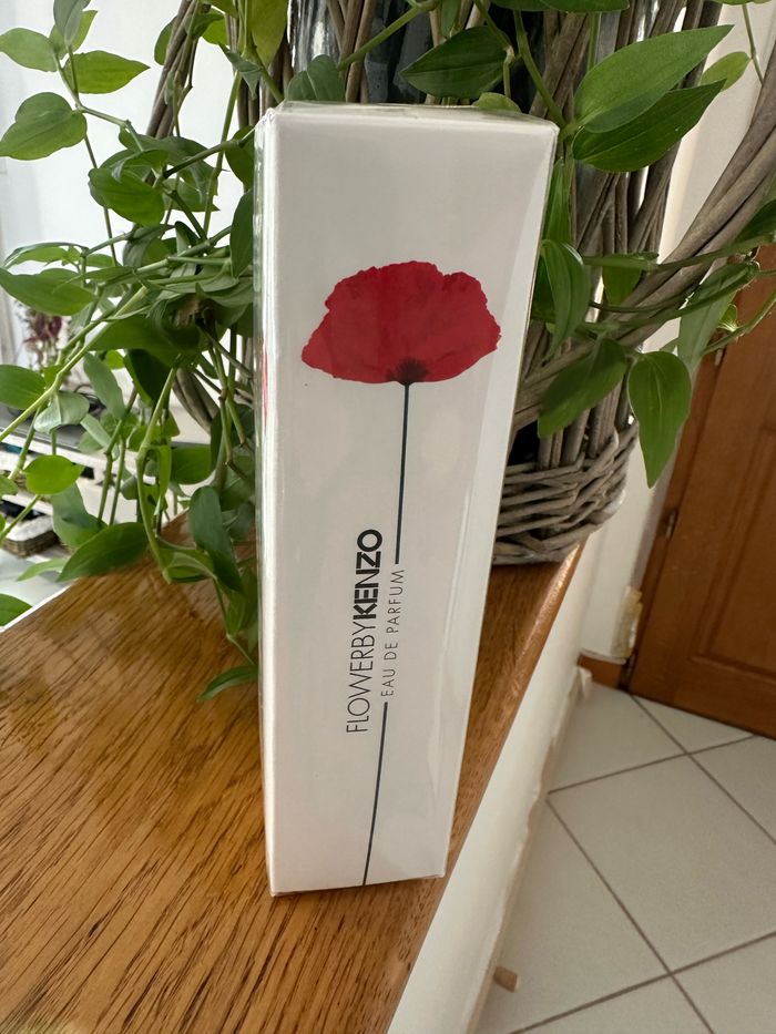 Eau de parfum FlowerbyKenzo en vaporisateur