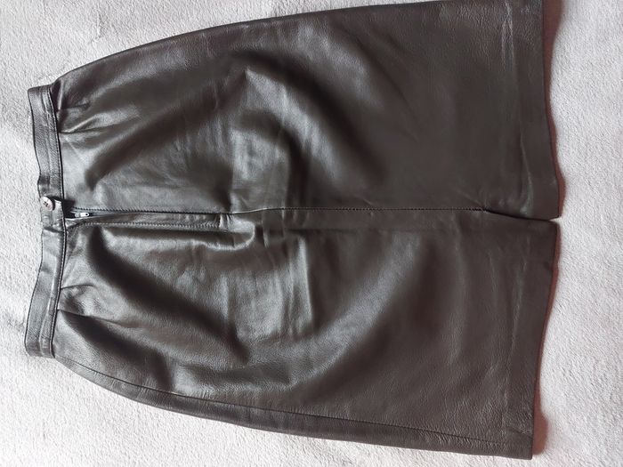 Jupe en cuir marron glacé taille 34-36 - photo numéro 2