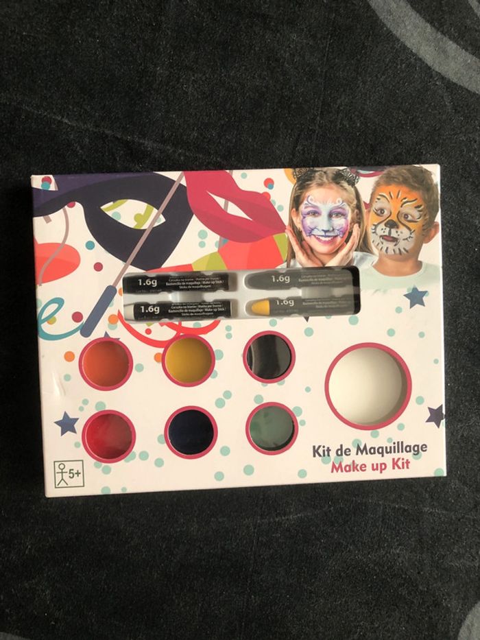 Palette de masuillage neuve