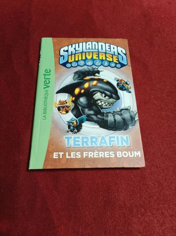 Skylanders universe tome 4 " Terrafin et les frères boum " bibliothèque verte