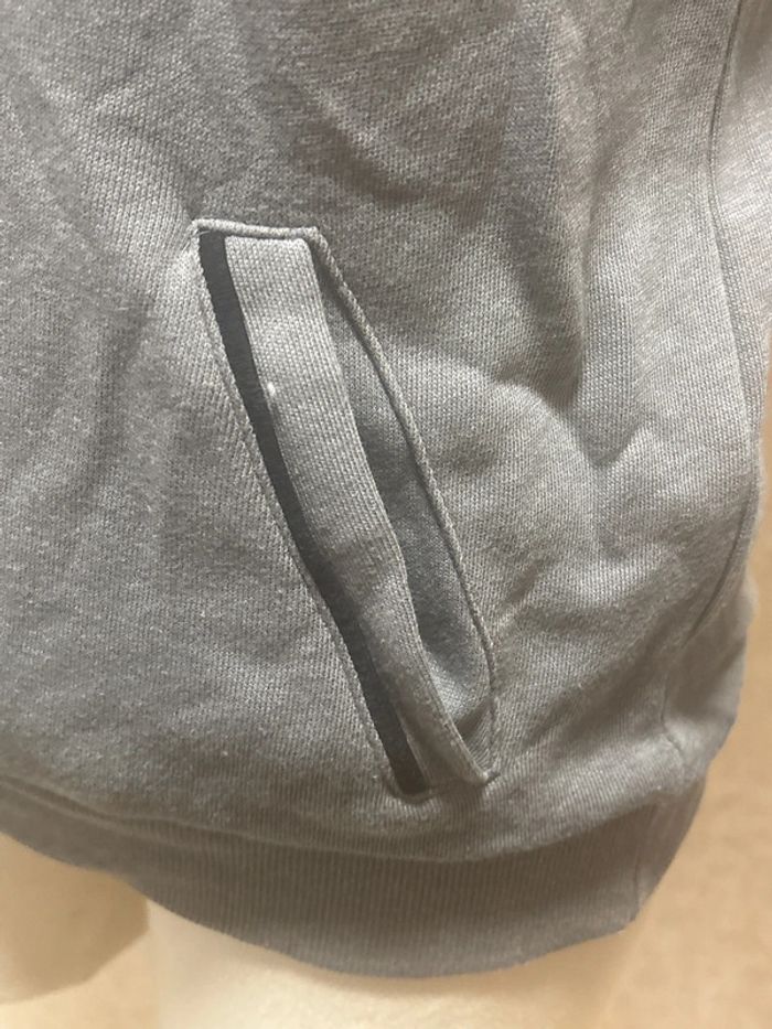 Sweat-shirt léger taille 14ans XS marque kiabi - photo numéro 3