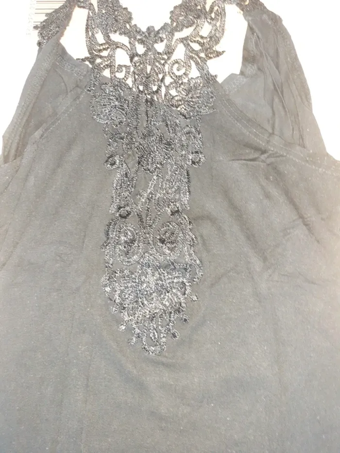 Joli haut a bretelles taille unique - photo numéro 6