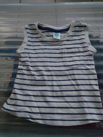 T-shirt sans manche 3 mois