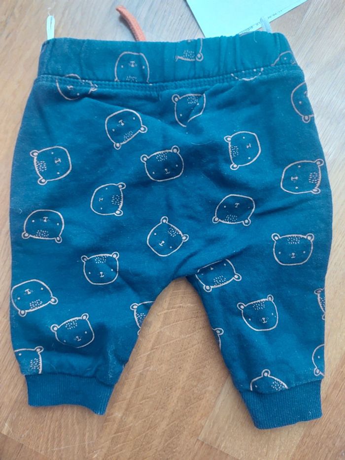 Lot pantalons léger 3 mois - photo numéro 8