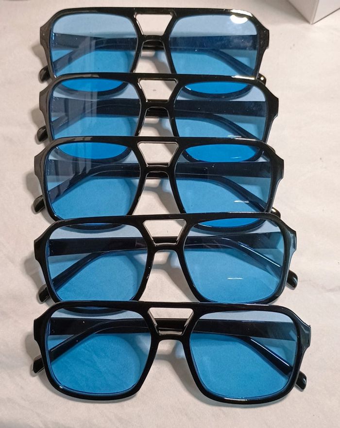 Lot de lunettes de soleil été familiale - photo numéro 6