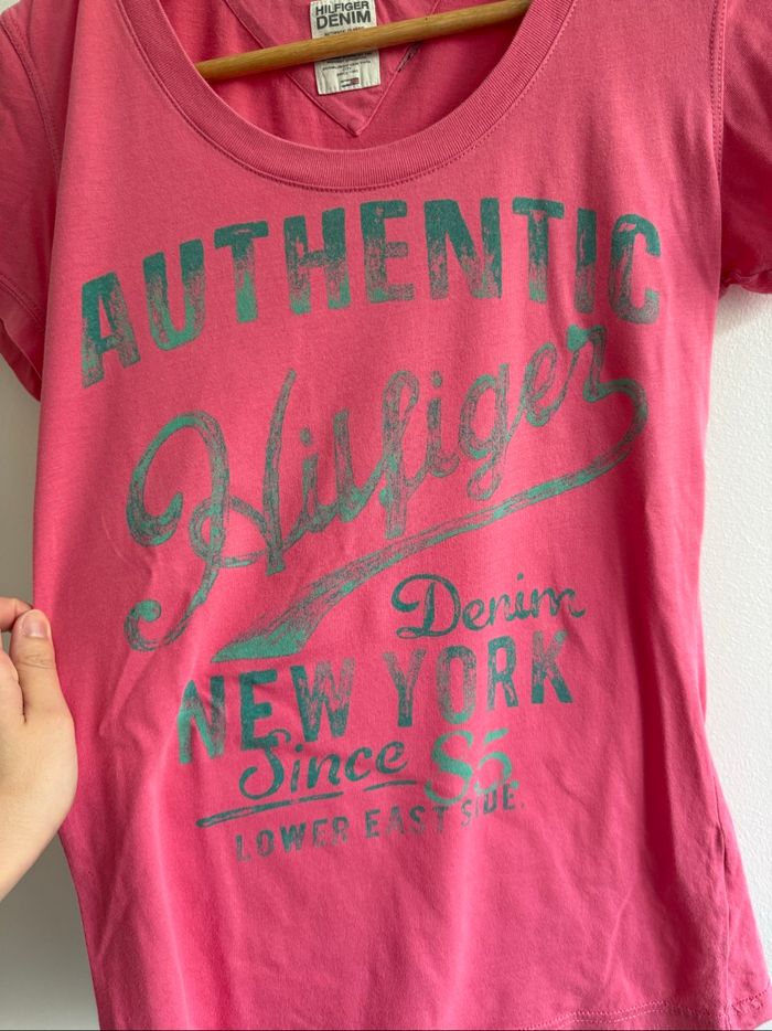 T-shirt manches courtes fuchsia tommy Hilfiger taille 36 S - photo numéro 3