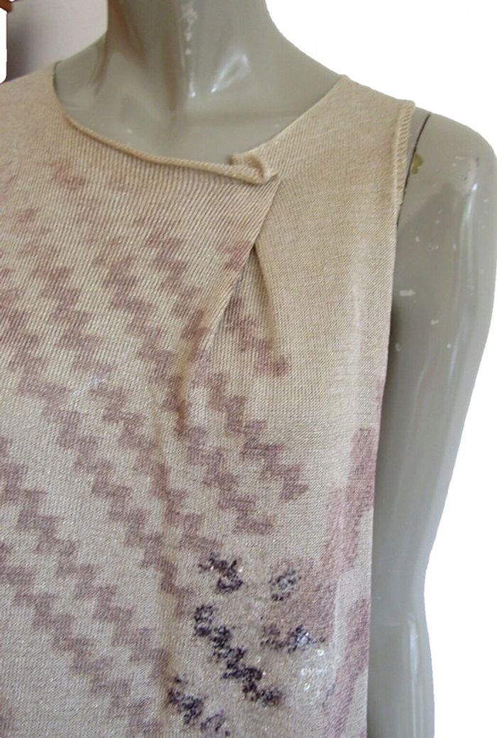 top tunique couleur beige avec fils dorés brillants marque manila grace taille indiquée 2 = 38/40 - photo numéro 2