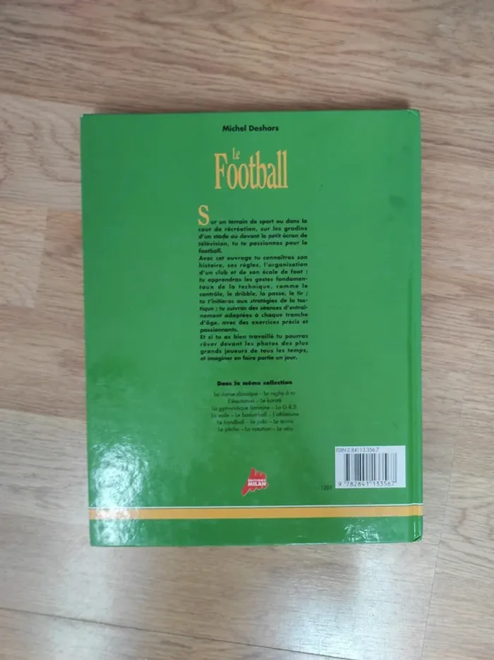 Livre sur le football - photo numéro 2