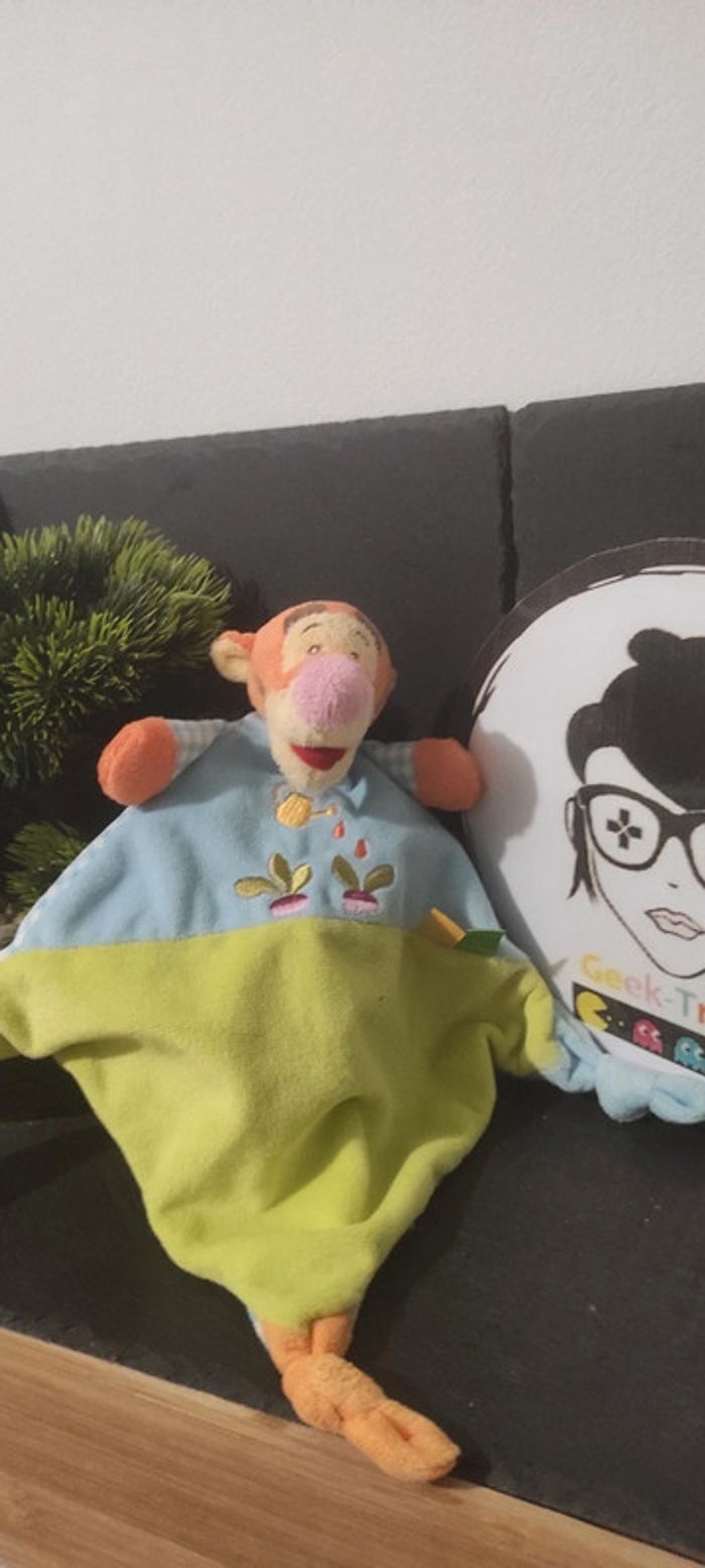 doudou tigrou arrosoir radis bleu vert orange noeuds carreaux vichy disney