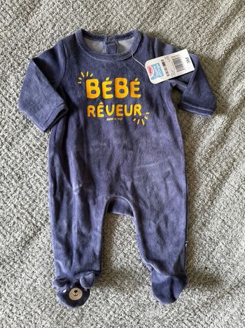 Pyjamas une pièces imprimées bébé rêveur (3mois)