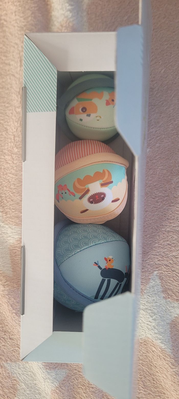 Coffret lot de 3 balles de bain. neuf - photo numéro 2