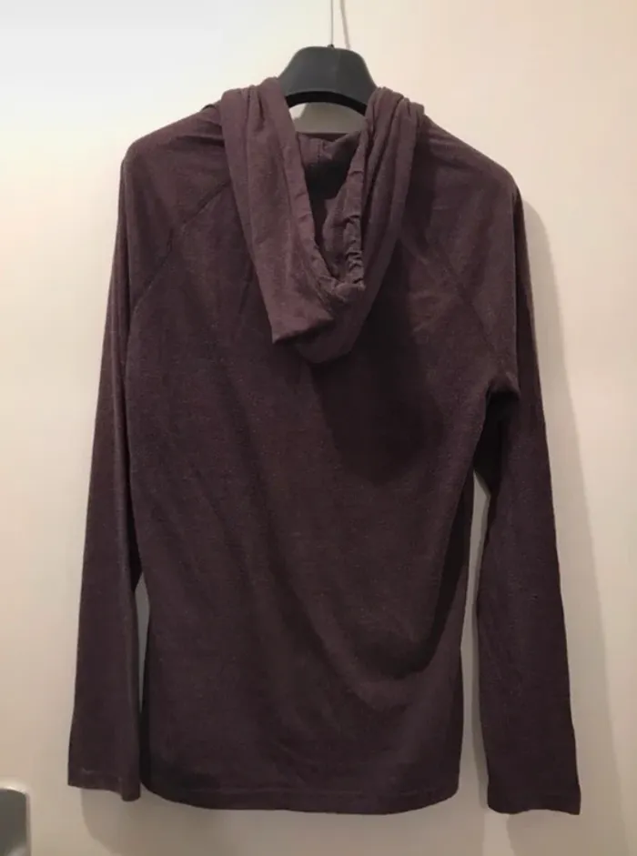 Haut pull celio demie saison unisex manche longue à capuche violet taille M - photo numéro 2